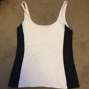 Express Black and White Scoop Neck tank Sz L